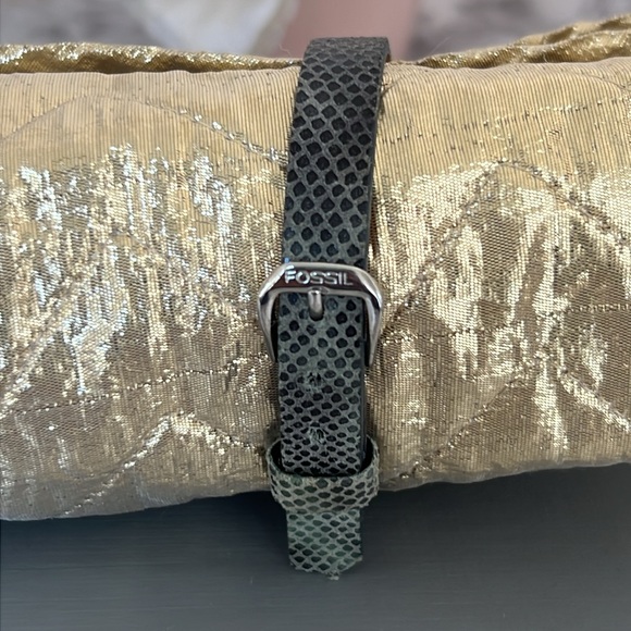 Vintage Fossil genuine leather dainty watch large wrist - Picture 4 of 13